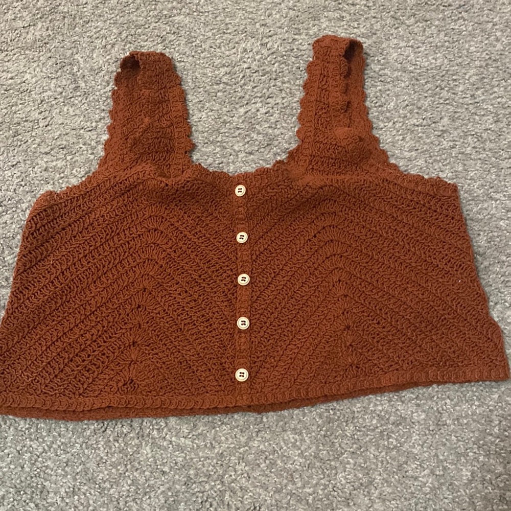 Cropped tank